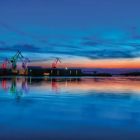 Stunning In With Outdoor Swimming Pool Vikendica
